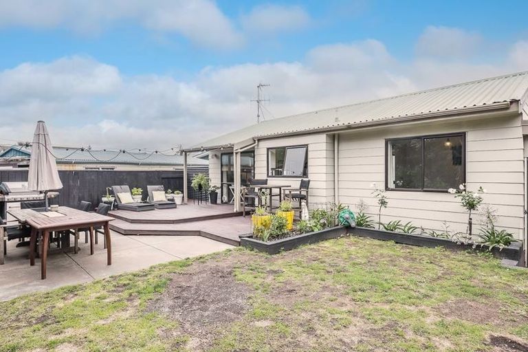 Photo of property in 11a Michael Road, Paraparaumu Beach, Paraparaumu, 5032