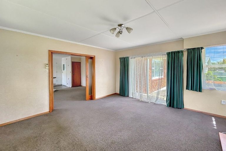 Photo of property in 24 Park Road, West End, Palmerston North, 4412