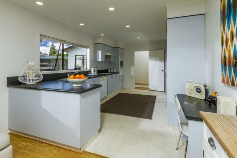 Photo of property in 111 Attwood Road, Paremoremo, Auckland, 0632