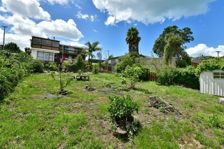 Photo of property in 60 Carlisle Road, Browns Bay, Auckland, 0630