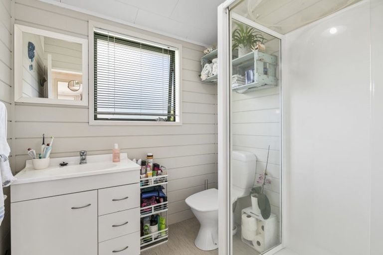 Photo of property in 10a Brandon Road, Manly, Whangaparaoa, 0930