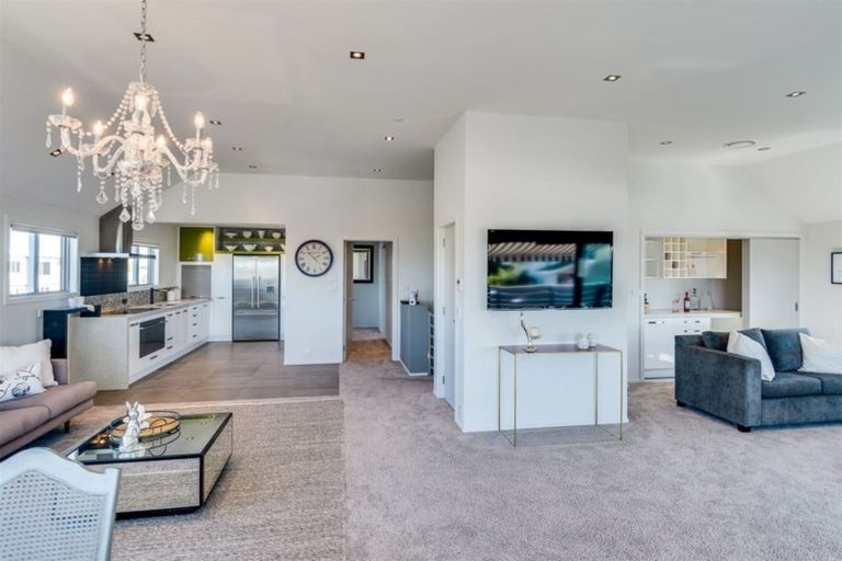 Photo of property in 6 Nott Street, Westshore, Napier, 4110