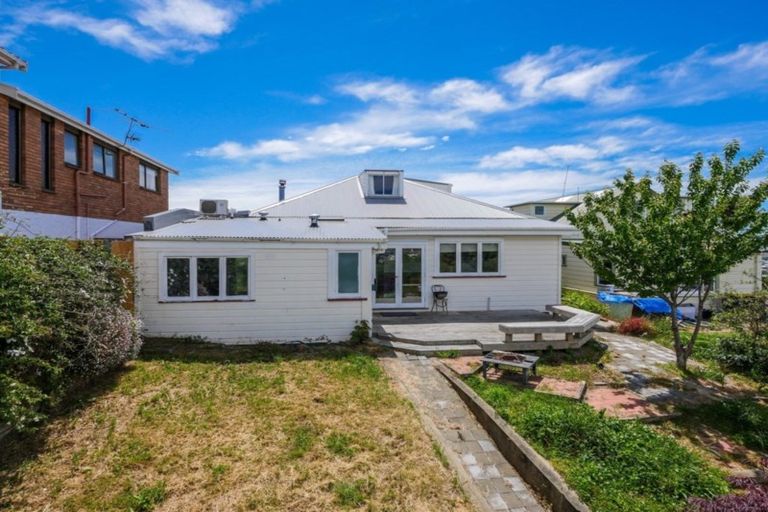 Photo of property in 5 Preston Crescent, Belleknowes, Dunedin, 9011