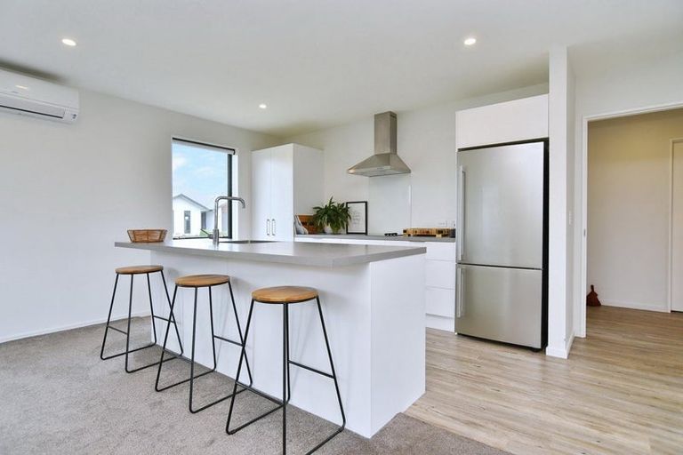 Photo of property in 8 Fearne Drive, Woodend, 7610