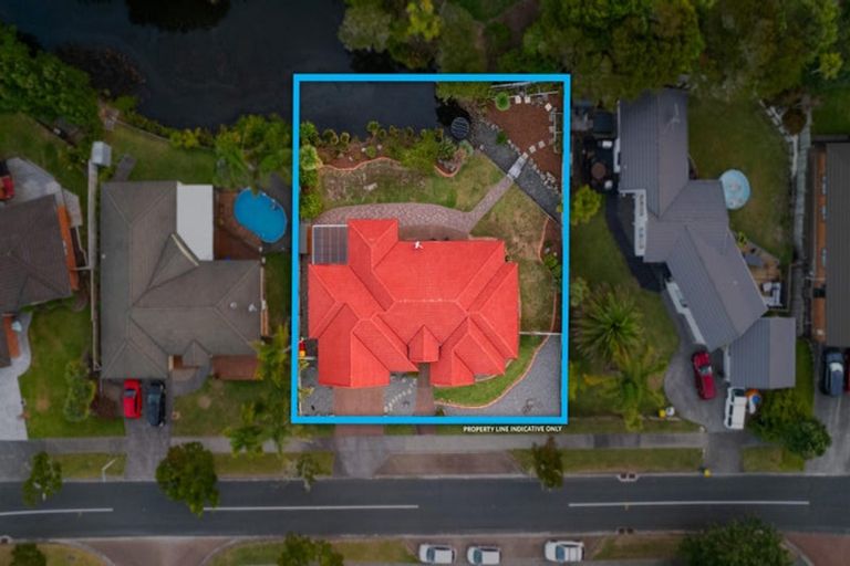 Photo of property in 16 Semillon Avenue, Henderson, Auckland, 0612