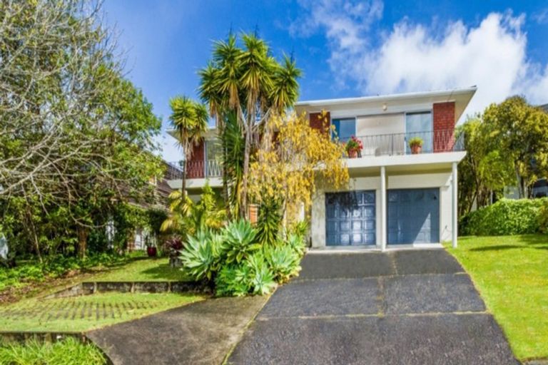 Photo of property in 4 Nereus Place, Mairangi Bay, Auckland, 0630