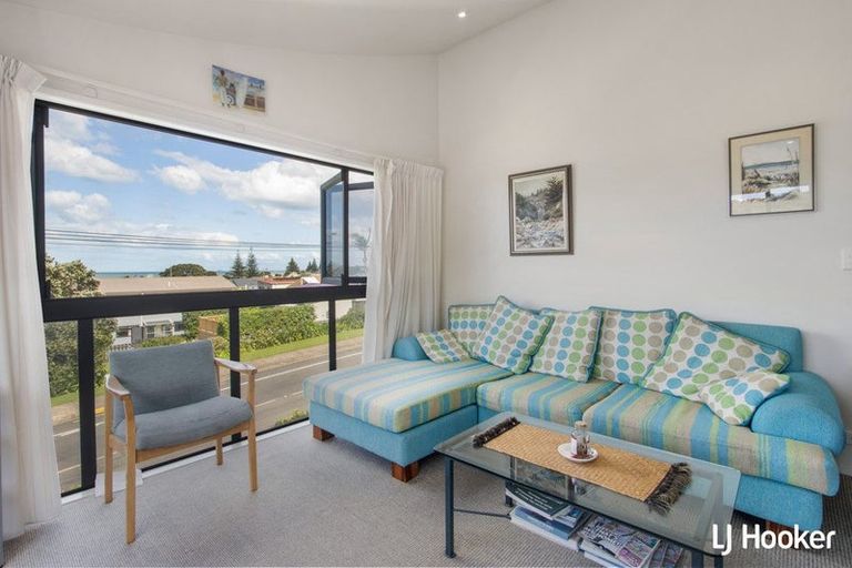 Photo of property in 19 Beach Road, Waihi Beach, 3611
