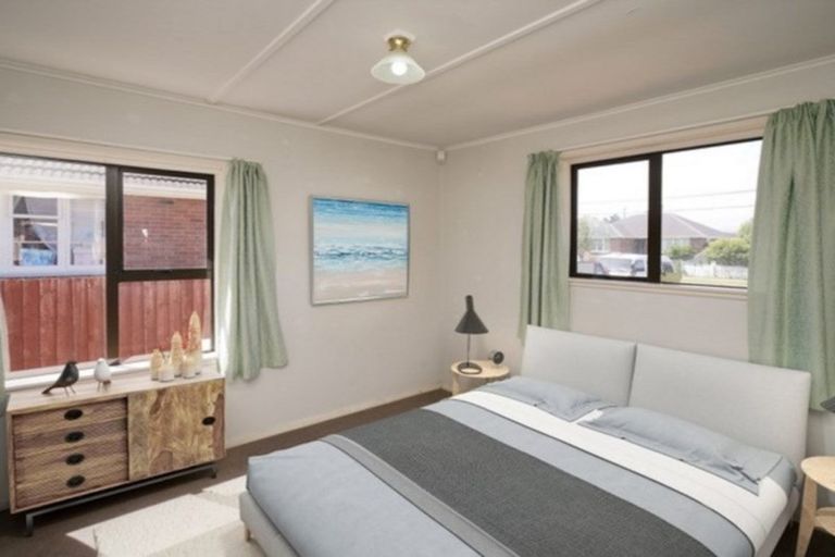 Photo of property in 43 Dunarnan Street, Avonside, Christchurch, 8061