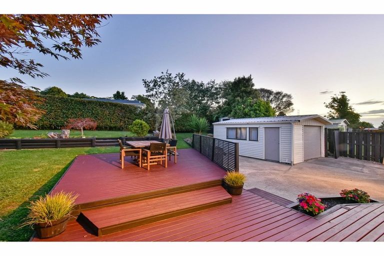 Photo of property in 27 Aronia Way, Goodwood Heights, Auckland, 2105