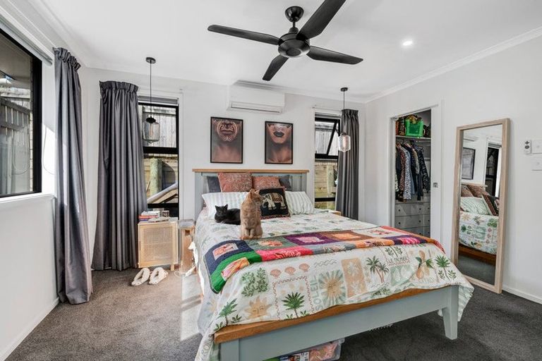 Photo of property in 9 St Julia Court, Helensville, 0800