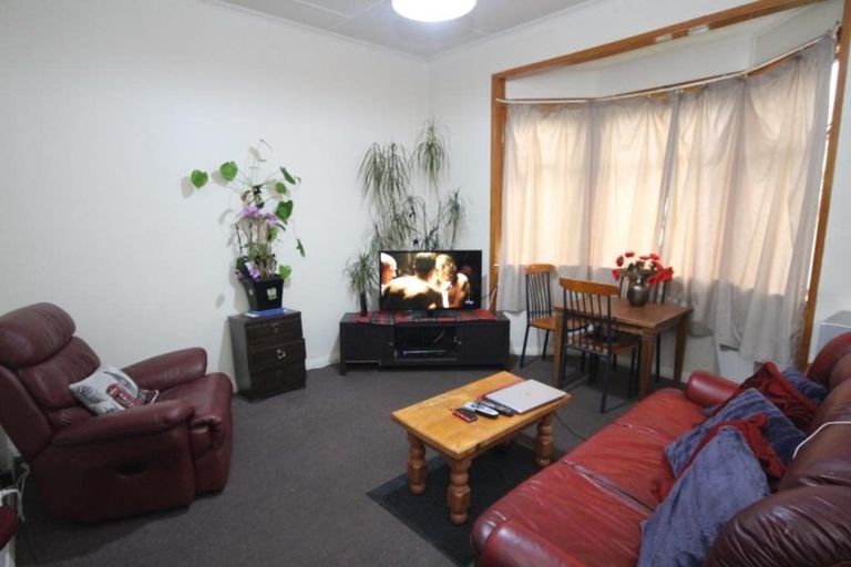 Photo of property in 7 Murray Street, Island Bay, Wellington, 6023