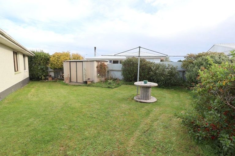 Photo of property in 2 Dundee Street, Strathern, Invercargill, 9812