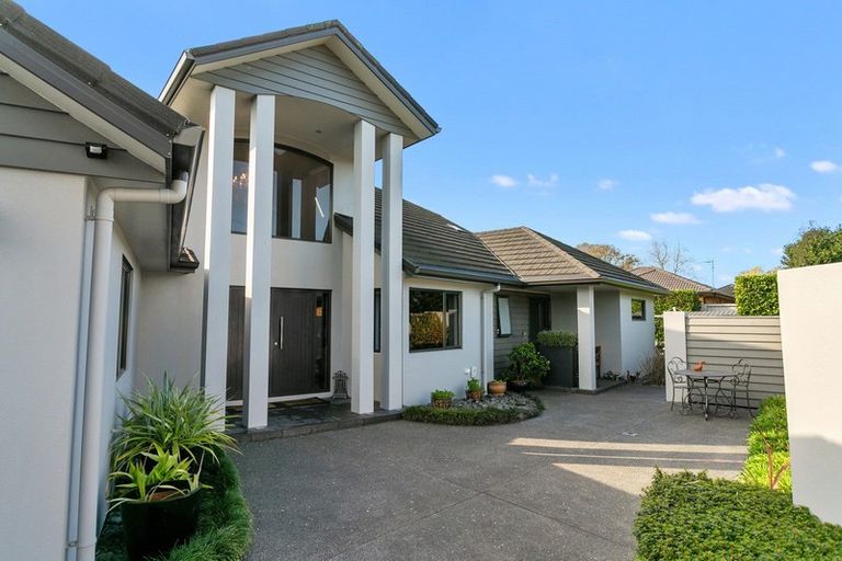 Photo of property in 15 Naomi Place, Cambridge, 3434