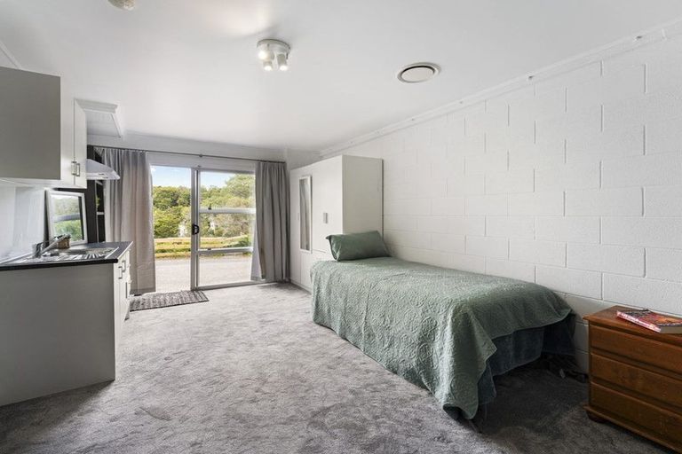 Photo of property in 2/39c Coronation Road, Hillcrest, Auckland, 0627