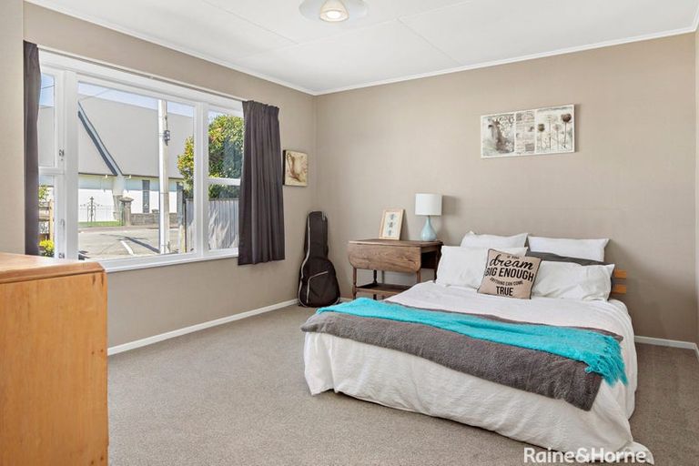 Photo of property in 32 Tyndall Street, Pahiatua, 4910