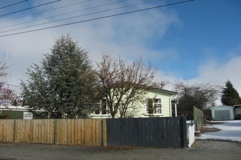 Photo of property in 37 Tekapo Drive, Twizel, 7901