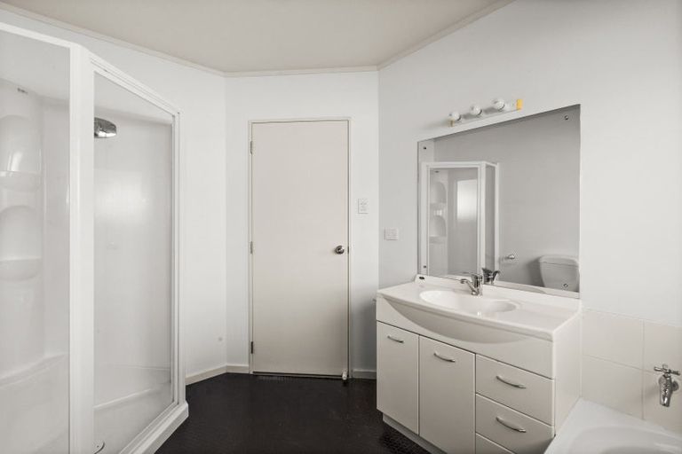 Photo of property in 135a Gloucester Street, Taradale, Napier, 4112