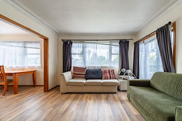 Photo of property in 31 Rosehill Drive, Rosehill, Papakura, 2113