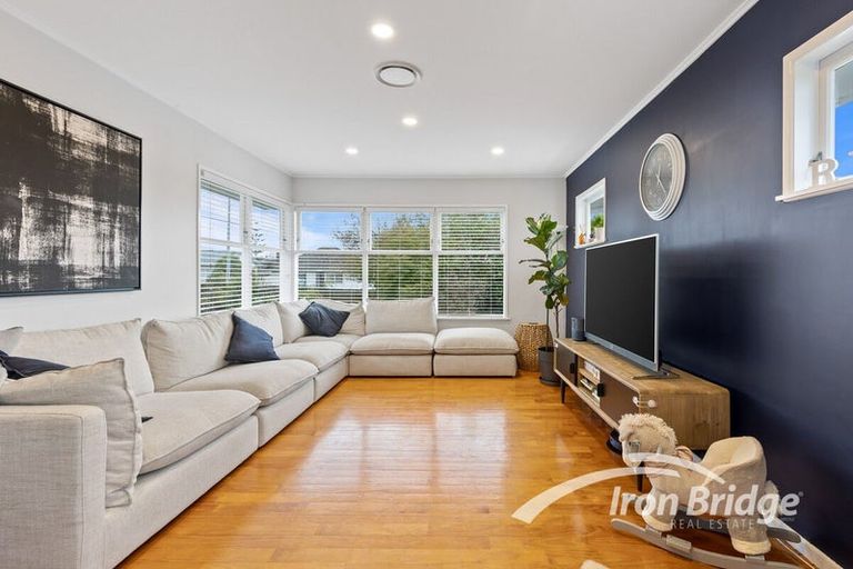 Photo of property in 57 Fairclough Road, Beach Haven, Auckland, 0626