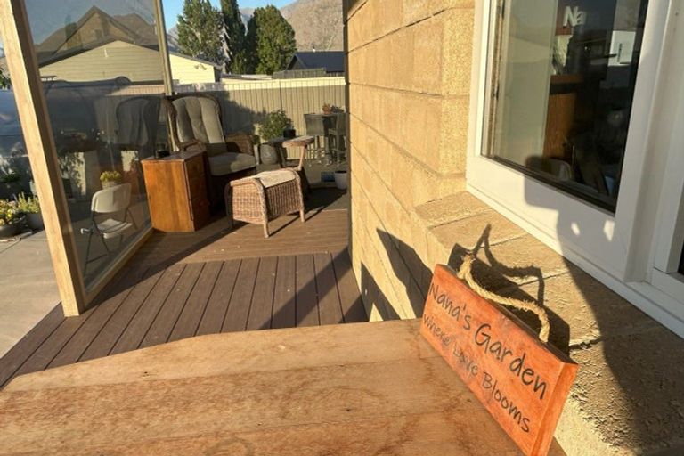 Photo of property in 8 Sunset Place, Otematata, 9412