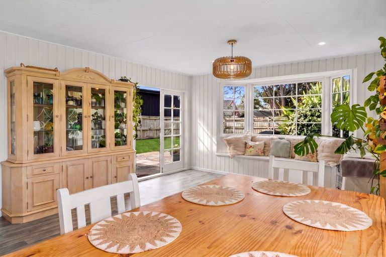 Photo of property in 40 Clifton Terrace, Fitzherbert, Palmerston North, 4410