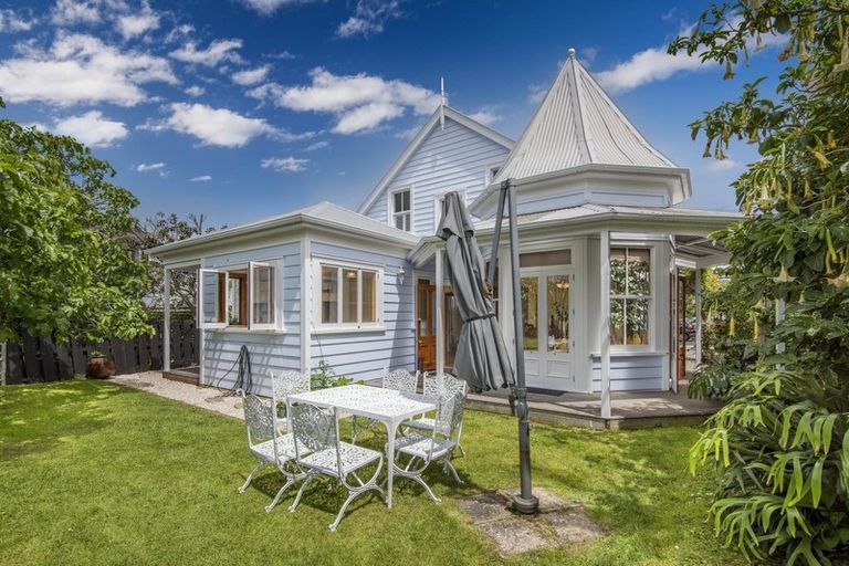 Photo of property in 4 Mays Street, Devonport, Auckland, 0624