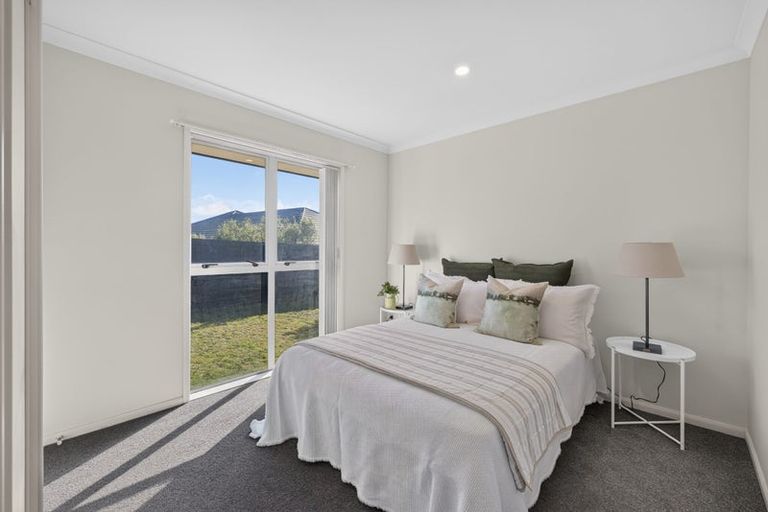 Photo of property in 43 Puhara Avenue, Parklands, Christchurch, 8083
