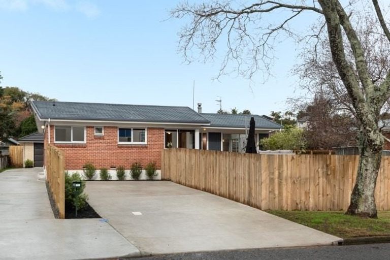 Photo of property in 16 Sharyn Place, Brookfield, Tauranga, 3110