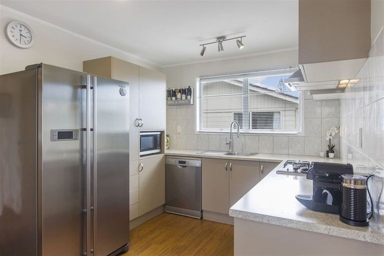 Photo of property in 369 Bucklands Beach Road, Bucklands Beach, Auckland, 2012