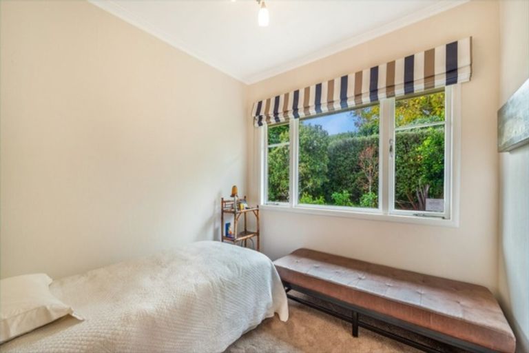 Photo of property in 11 Ingleton Terrace, Fairfield, Hamilton, 3214