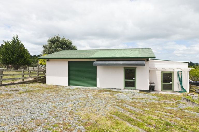 Photo of property in 172 Old Parua Bay Road, Abbey Caves, Whangarei, 0175