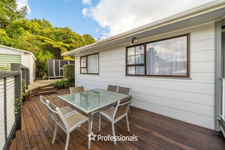 Photo of property in 33 Fenchurch Grove, Stokes Valley, Lower Hutt, 5019