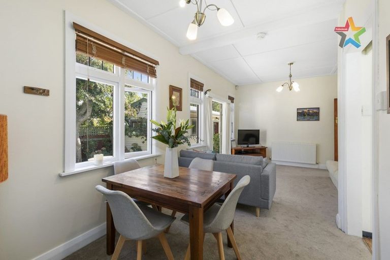 Photo of property in 17 Pirie Crescent, Moera, Lower Hutt, 5010