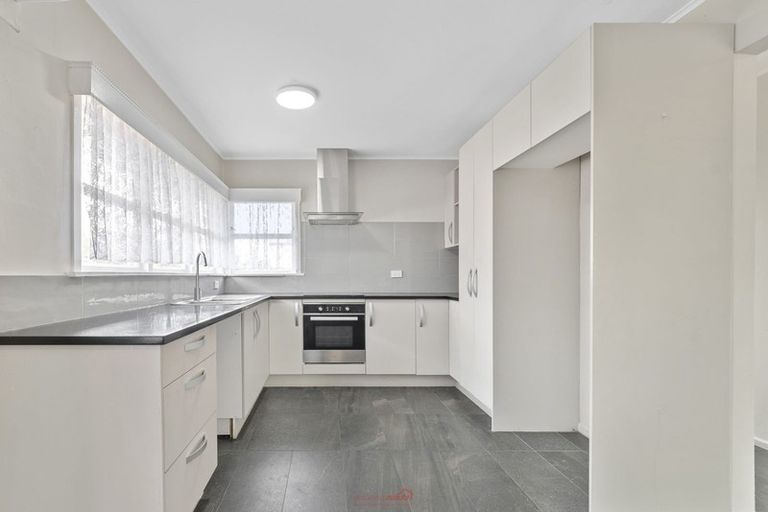 Photo of property in 7 Dowling Place, Pakuranga, Auckland, 2010