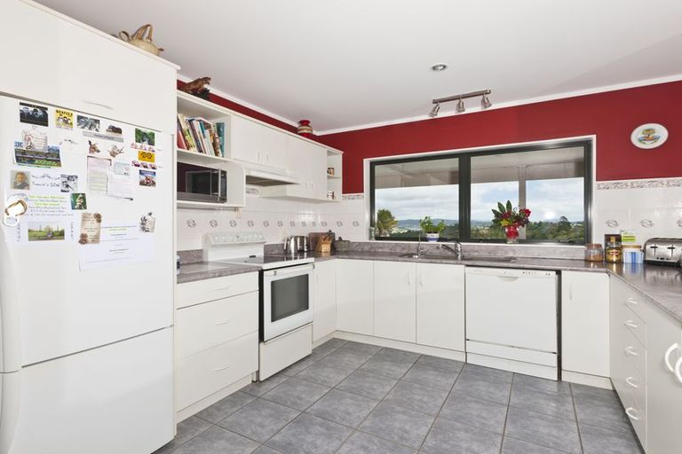 Photo of property in 172 Old Parua Bay Road, Abbey Caves, Whangarei, 0175
