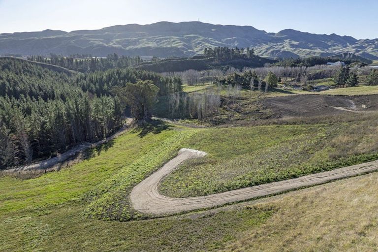 Photo of property in 1000 Kahuranaki Road, Kahuranaki, 4295