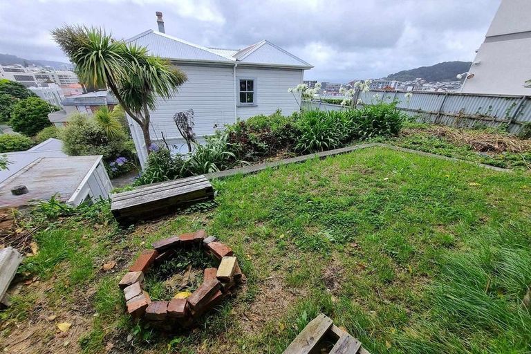 Photo of property in 89 Webb Street, Mount Cook, Wellington, 6011