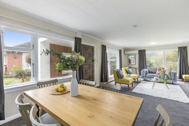 Photo of property in 171 George Street, Stokes Valley, Lower Hutt, 5019