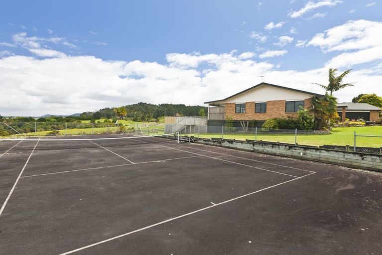Photo of property in 172 Old Parua Bay Road, Abbey Caves, Whangarei, 0175