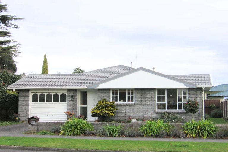 Photo of property in 111 Waterloo Crescent, Hokowhitu, Palmerston North, 4410
