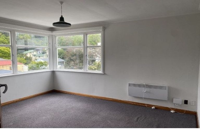 Photo of property in Winslow Apartments, 6/2 Ohiro Road, Aro Valley, Wellington, 6021