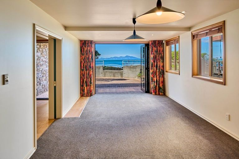 Photo of property in 3 Ocean Parade, Pukerua Bay, 5026