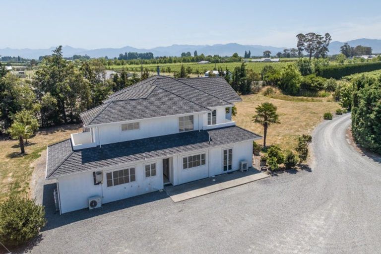 Photo of property in 42 Hardings Road, Riverlands, Blenheim, 7274