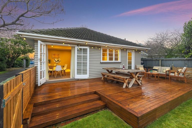 Photo of property in 241 Innes Road, Mairehau, Christchurch, 8052