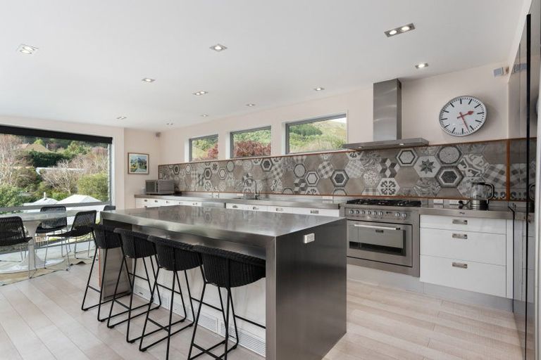 Photo of property in 72 Bowenvale Avenue, Cashmere, Christchurch, 8022