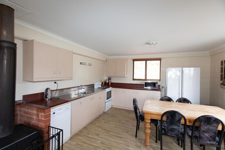 Photo of property in 11 Burnett Place, Lake Tekapo, 7999