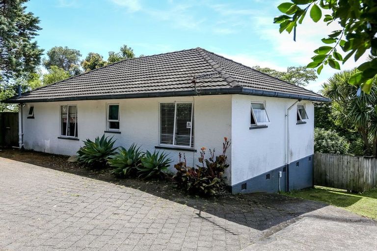 Photo of property in 32 Lawry Street, Blagdon, New Plymouth, 4310