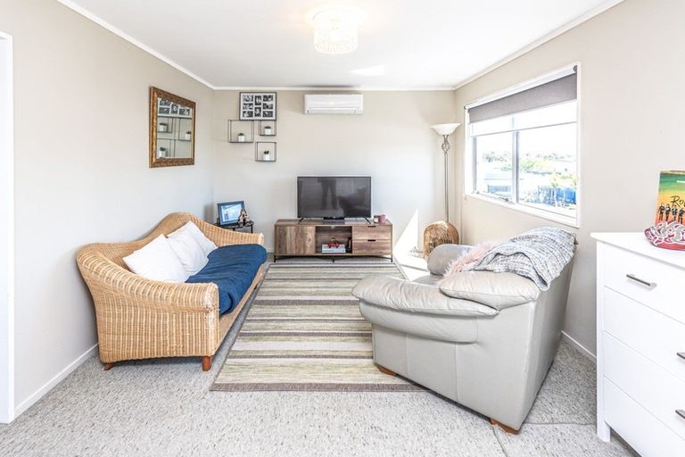 Photo of property in 93 Gonville Avenue, Gonville, Whanganui, 4501