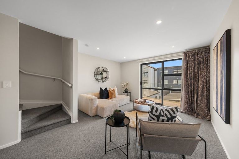 Photo of property in 35 Settlers Avenue, Hobsonville, Auckland, 0618