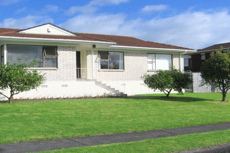 Photo of property in 3 Steeple Rise, Pakuranga, Auckland, 2010